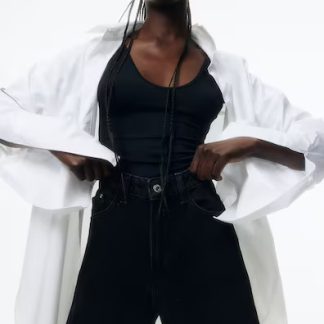 High waist cropped mom jeans